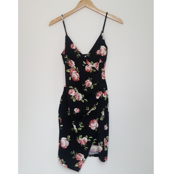 Black Floral Strappy Wrap Asymmetric Dress - Picture 4 of 4